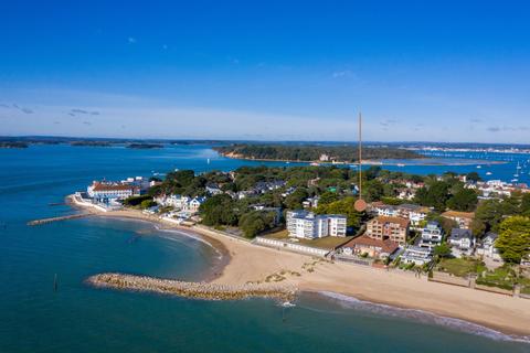 2 bedroom apartment for sale, Banks Road, Sandbanks, Poole, Dorset, BH13