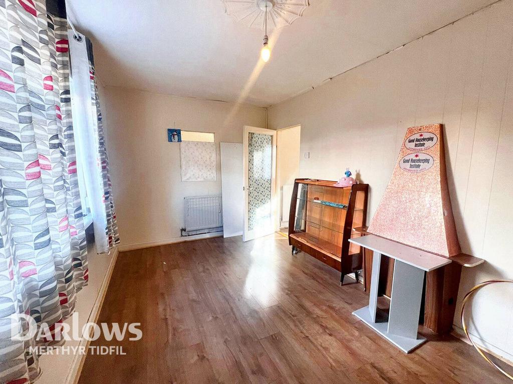 Brookfield Avenue, Tredegar 3 bed semidetached house for sale £80,000