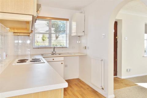 18 Alberta Drive, Smallfield, Horley, RH6 9QU