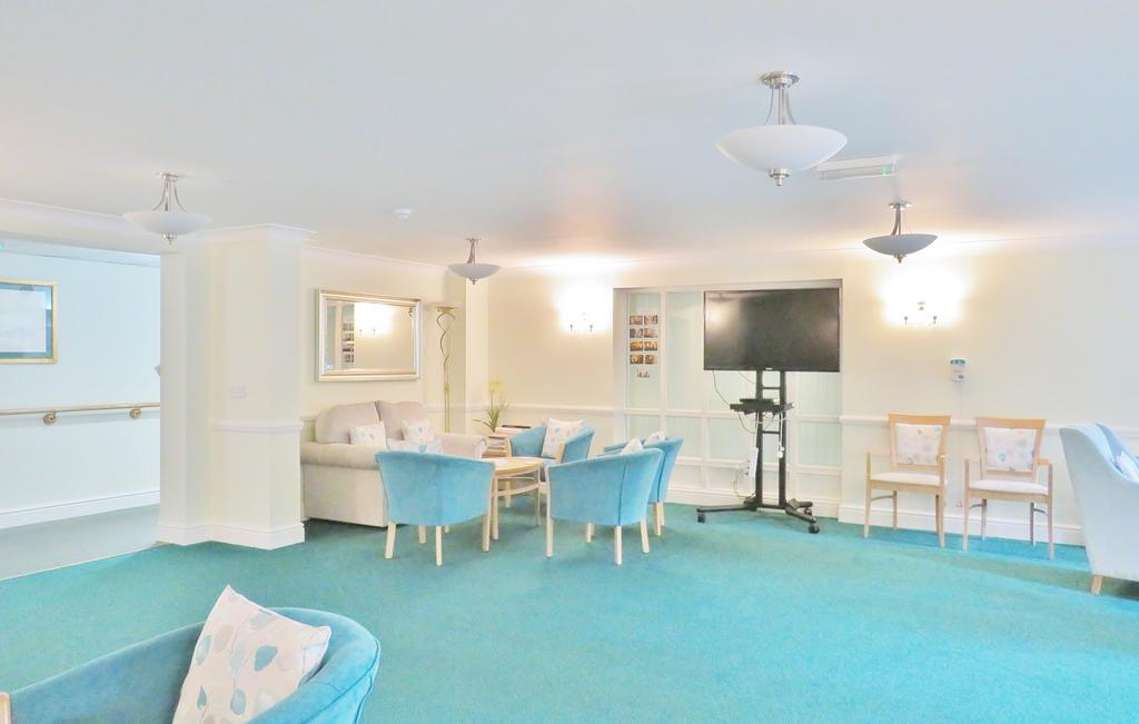 Communal Lounge
