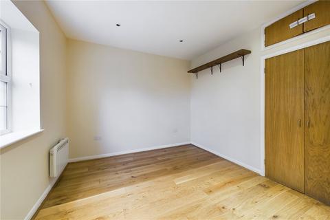 1 bedroom apartment for sale, Cantelupe Road, East Grinstead RH19