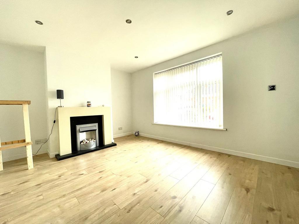 West Bromwich Road, Walsall, WS5 3 bed semidetached house for sale £