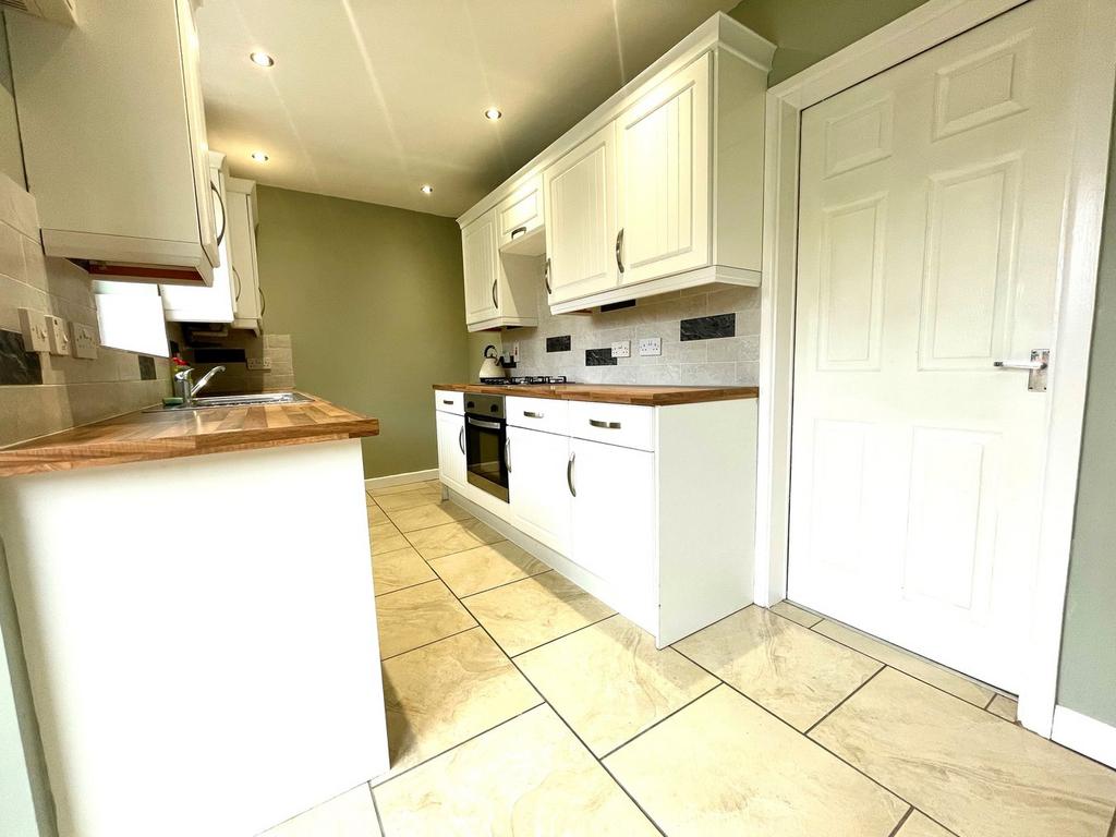 West Bromwich Road, Walsall, WS5 3 bed semidetached house for sale £230,000