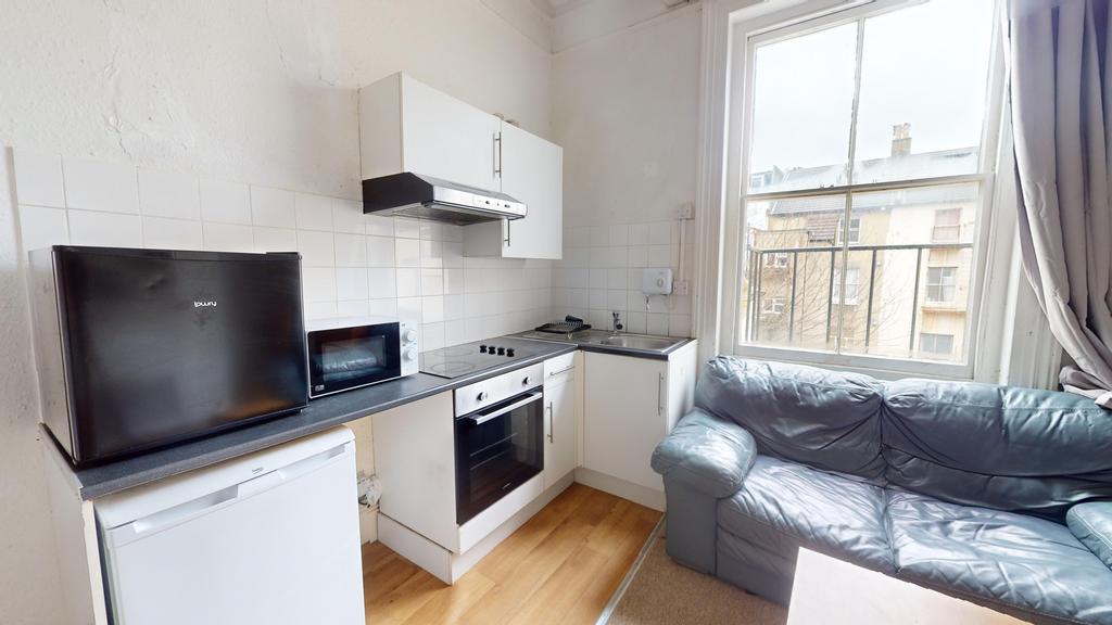 Apartment in Brighton - View 2