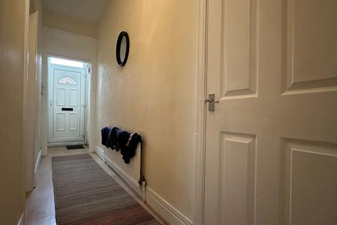 2 bedroom ground floor flat for sale, Gosforth Terrace, Gateshead, Tyne and Wear, NE10 0RA