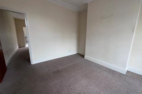 3 bedroom terraced house to rent, Howard Street, Loughborough LE11