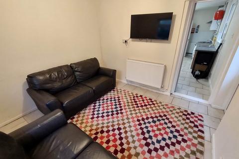 6 bedroom house share to rent, King Edwards Road, Swansea SA1