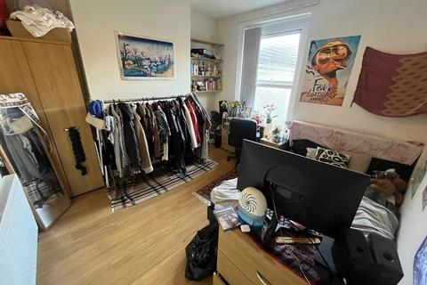 6 bedroom house share to rent - St Helens Avenue, Swansea SA1