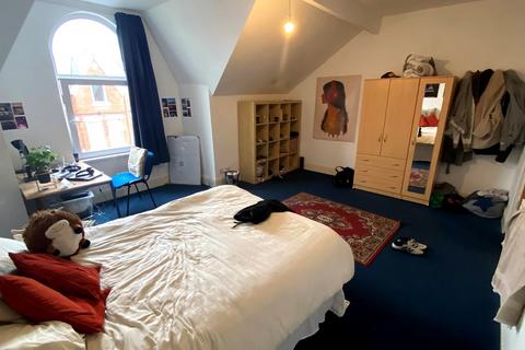 7 bedroom house share to rent, Bernard Street, Swansea SA2