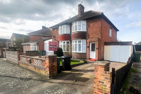 3 bedroom semi-detached house for sale - King George Road, Loughborough LE11