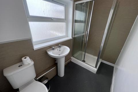 5 bedroom house share to rent, St Helens Avenue, Swansea SA1
