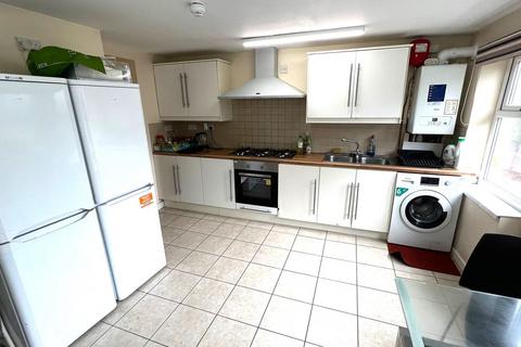 6 bedroom house share to rent, Waterloo Place, Swansea SA2