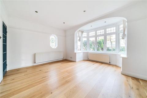 18 Ainsdale Road, London, W5 1JX