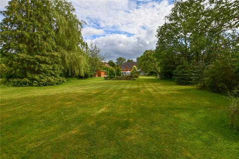 Monterey Lower Common, Eversley, Hook, RG27 0QU