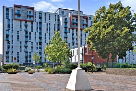 2 bedroom apartment for sale, Victoria Avenue, Southend-on-Sea, Essex