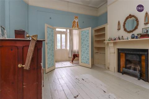 4 bedroom maisonette for sale, Watford, Hertfordshire WD18
