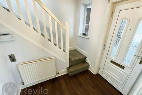 3 bedroom semi-detached house for sale, Milnrow Road, Rochdale, OL16