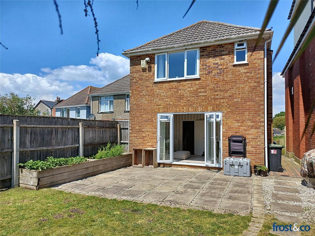 83 Tatnum Road