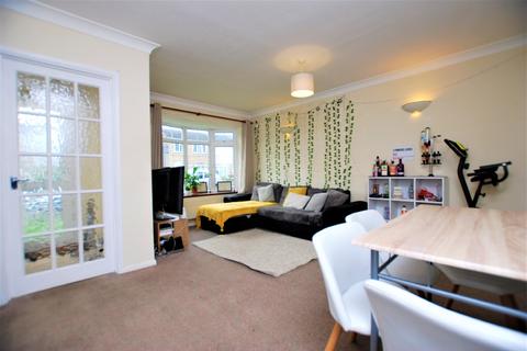 4 bedroom semi-detached house to rent, Lynwood, Guildford, Surrey, GU2