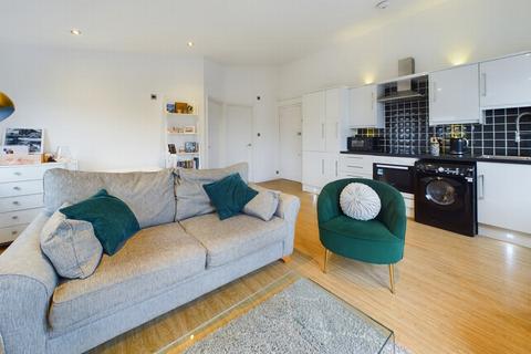 1 bedroom flat for sale, Gower Road, Haywards Heath, RH16
