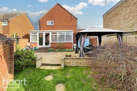 3 bedroom detached house for sale, Rosetta Close, Colchester