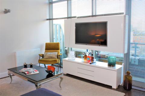 2 bedroom apartment to rent, City Road, Old Street, London, EC1V