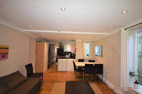 2 bedroom apartment to rent - Adie Road, London W6