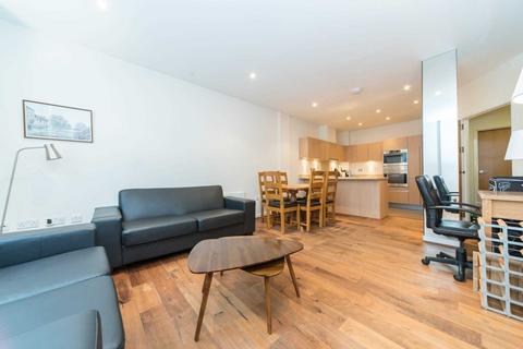 3 bedroom apartment for sale, Bromyard Avenue, London W3