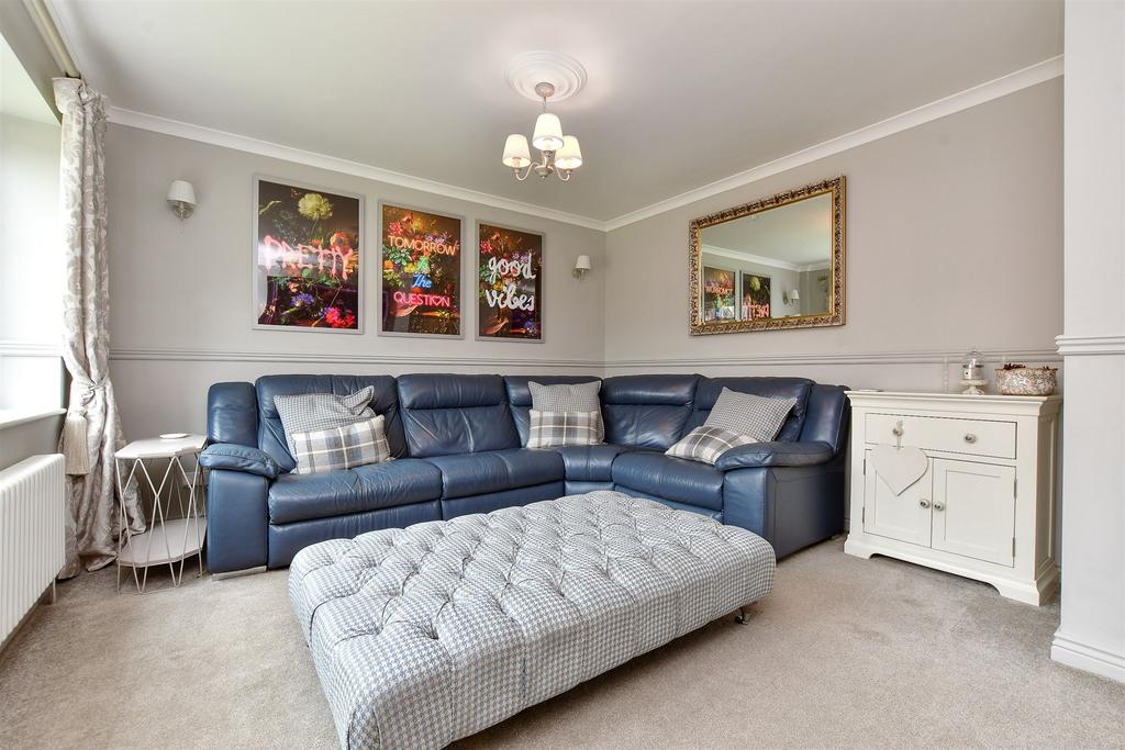 Rocks Close, East Malling, West Malling, Kent 4 bed detached house for
