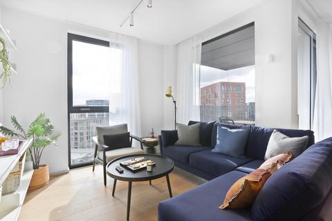 3 bedroom flat to rent, York Way, London, N1