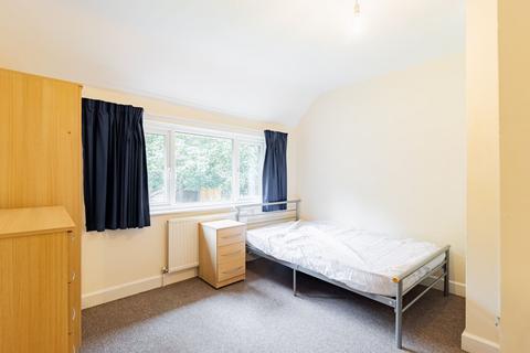 151 Stanmore Lane, Winchester, SO22 4BN