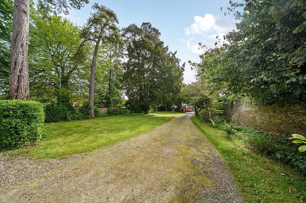 External Grounds