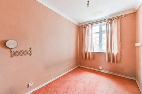 56 Springfield Road, Thornton Heath, CR7 8DY