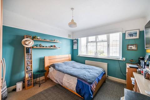 2 bedroom maisonette for sale, Lancaster Close, North Kingston, Kingston upon Thames, KT2