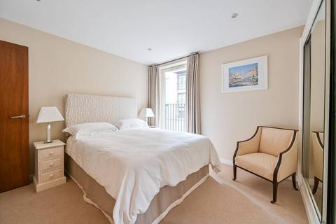 2 bedroom flat for sale, Stoney Street, London Bridge, London, SE1