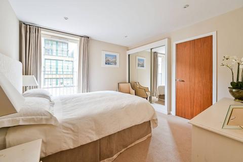2 bedroom flat for sale, Stoney Street, London Bridge, London, SE1
