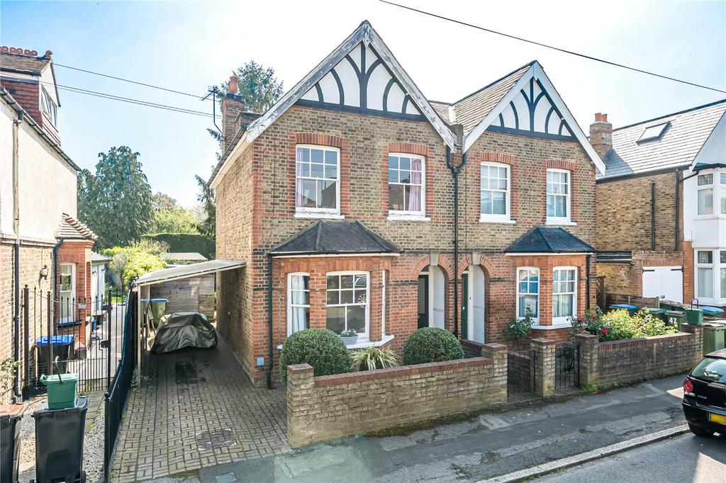 Weston Park, Thames Ditton, KT7 2 bed semidetached house for sale £
