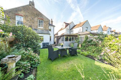 2 bedroom semi-detached house for sale, Weston Park, Thames Ditton, KT7