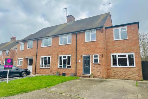 4 bedroom semi-detached house for sale, Barley Close, Wallingford