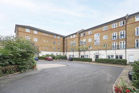 2 bedroom flat to rent, Fuller Close, E2, Bethnal Green, London, E2