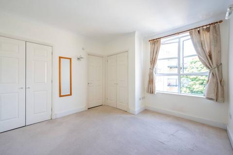 2 bedroom flat for sale, Worple Road, Wimbledon, London, SW19