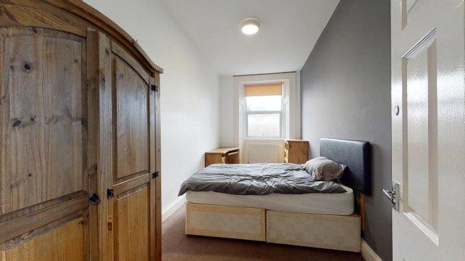 Greenbank-terrace-pl4-8qf-955093