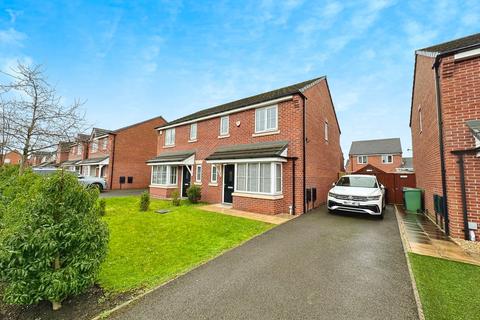 3 bedroom semi-detached house for sale - Hardys Drive, Radcliffe, M26