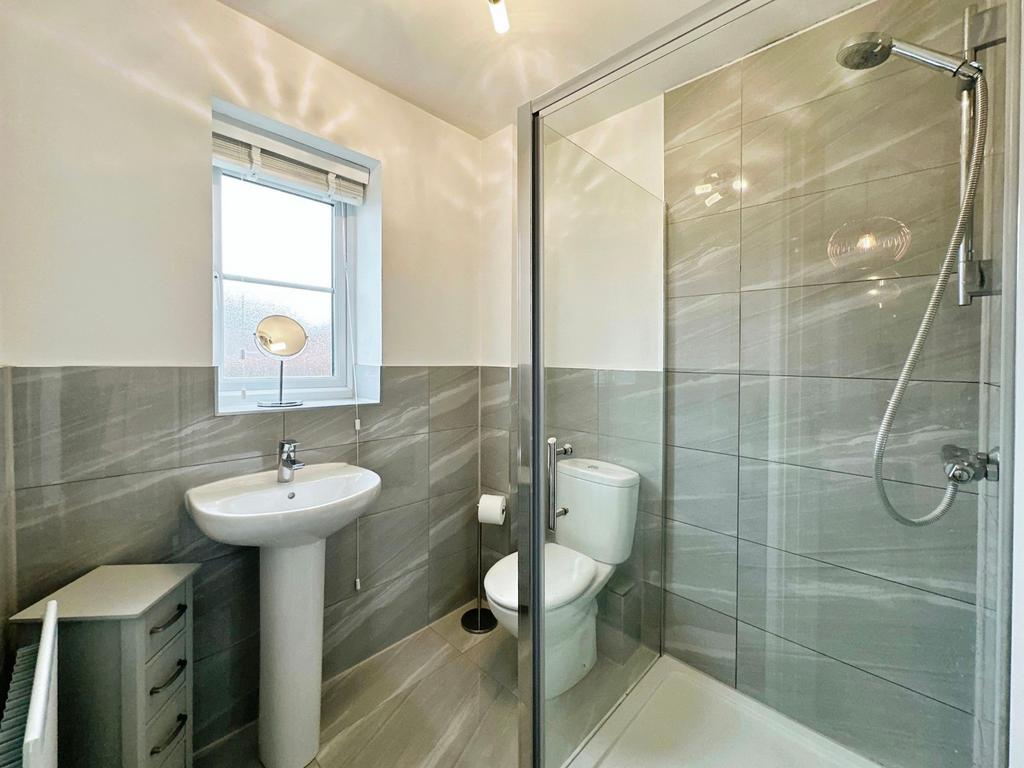 En-suite Bathroom