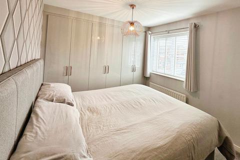 9 Hardys Drive, Radcliffe, Manchester, M26 2TL