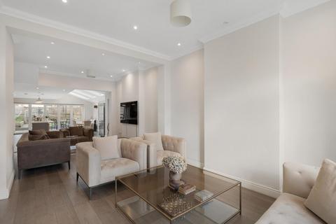 4 Arlington Road, London, W13 8PE