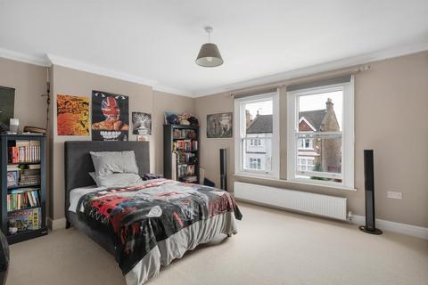 4 Arlington Road, London, W13 8PE
