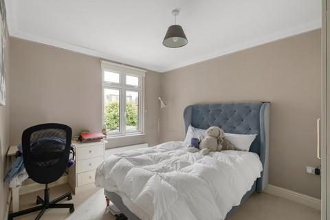 4 Arlington Road, London, W13 8PE