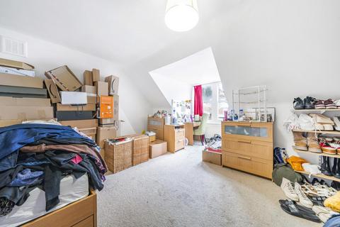 15b Waterlow Road, London, N19 5NJ