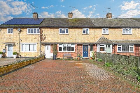 3 bedroom terraced house for sale, Acres Avenue, Ongar, CM5